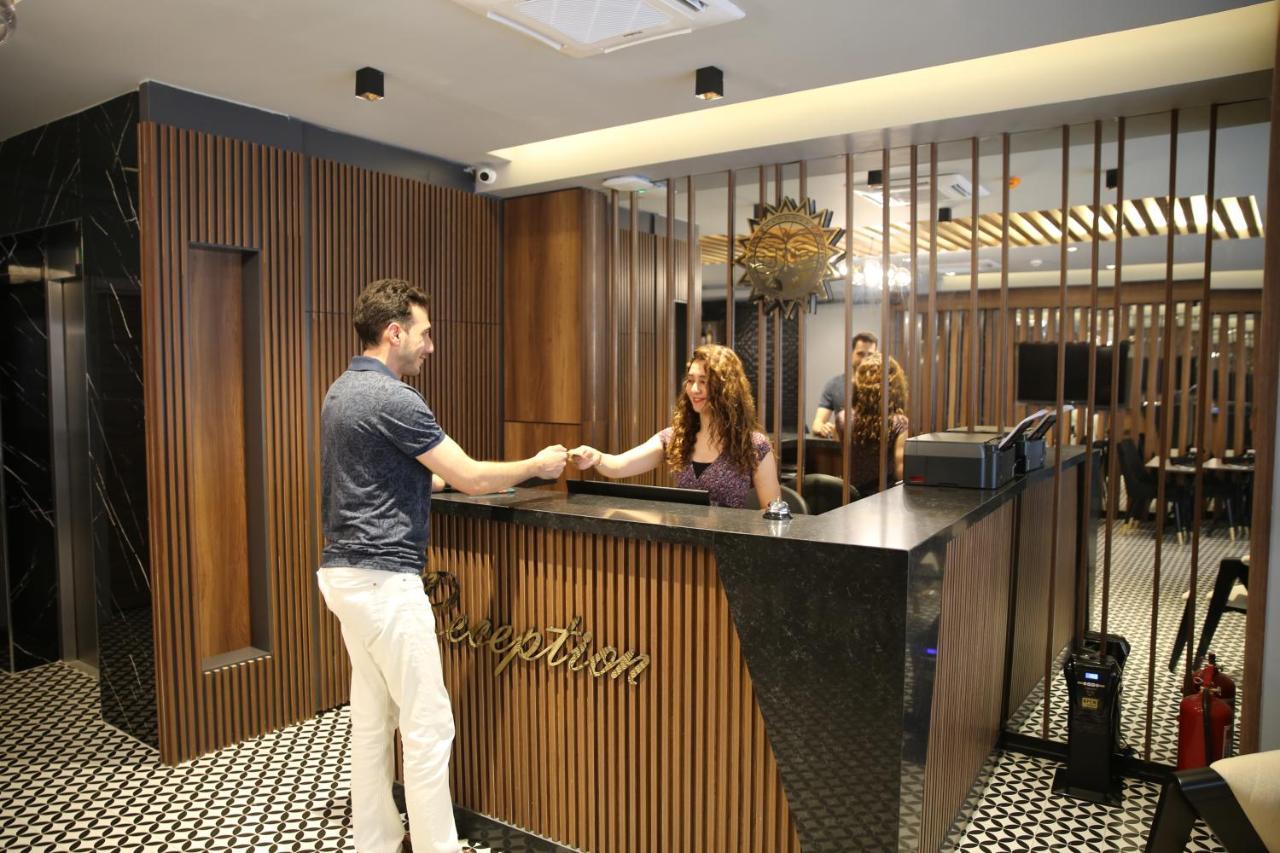 Mithras Hotel Izmir Bagian luar foto