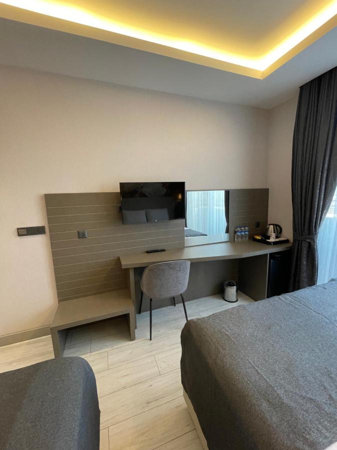 Mithras Hotel Izmir Bagian luar foto